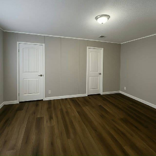 208 Barrow St – photo 2