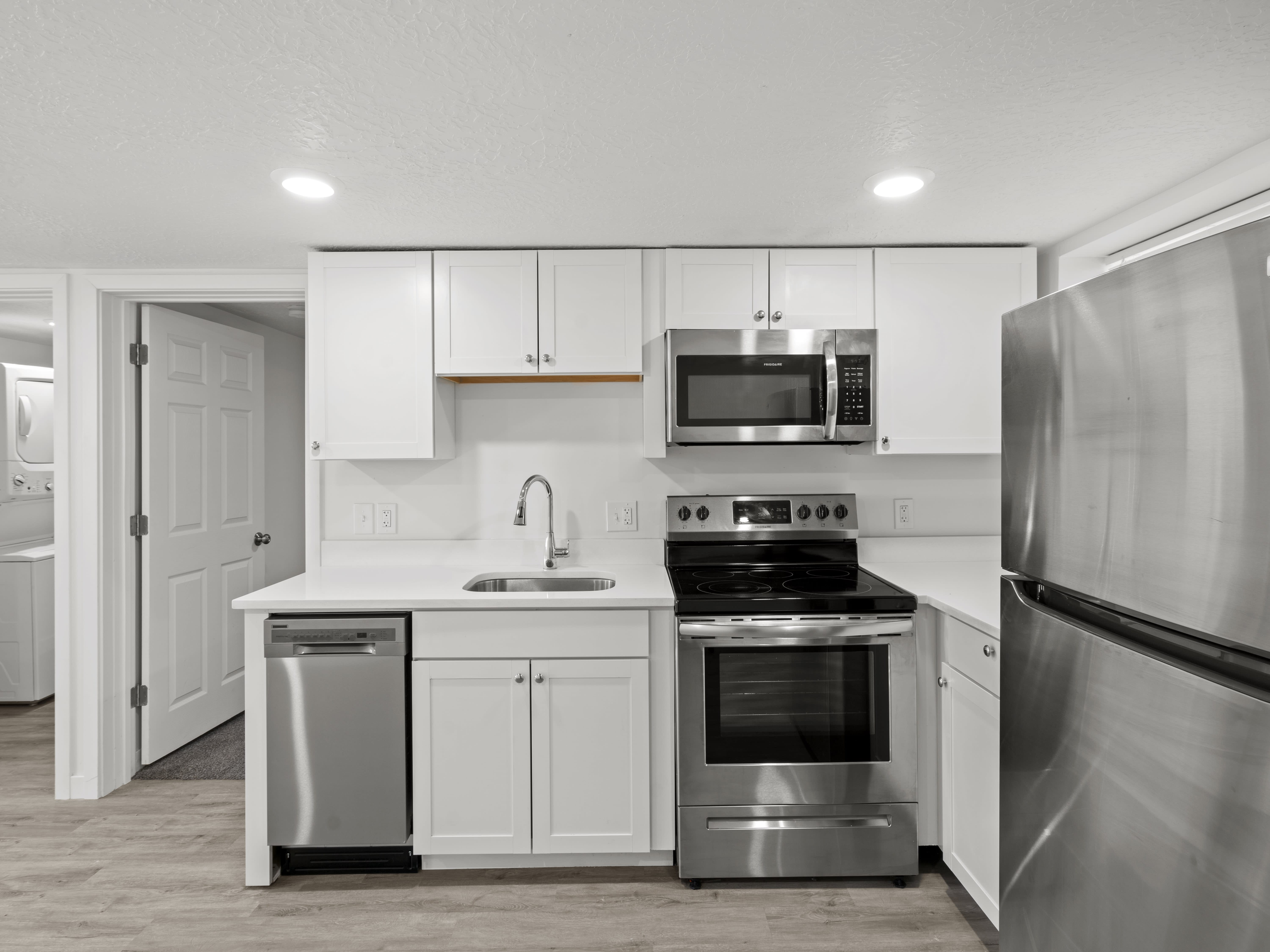 915 East 1300 South – photo 4