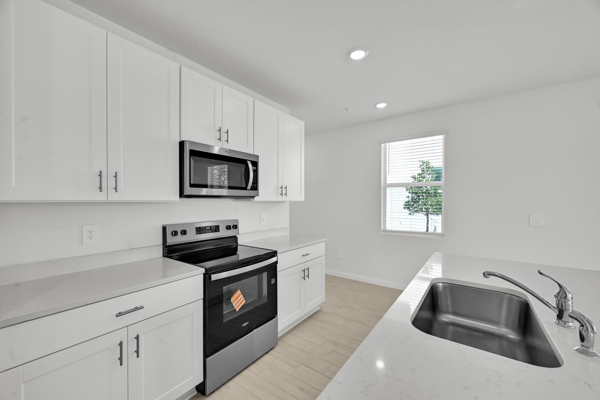 575 Salisbury Circle – photo 5