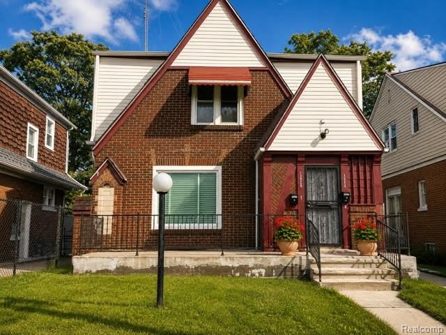 13924 Roselawn Street – photo 1