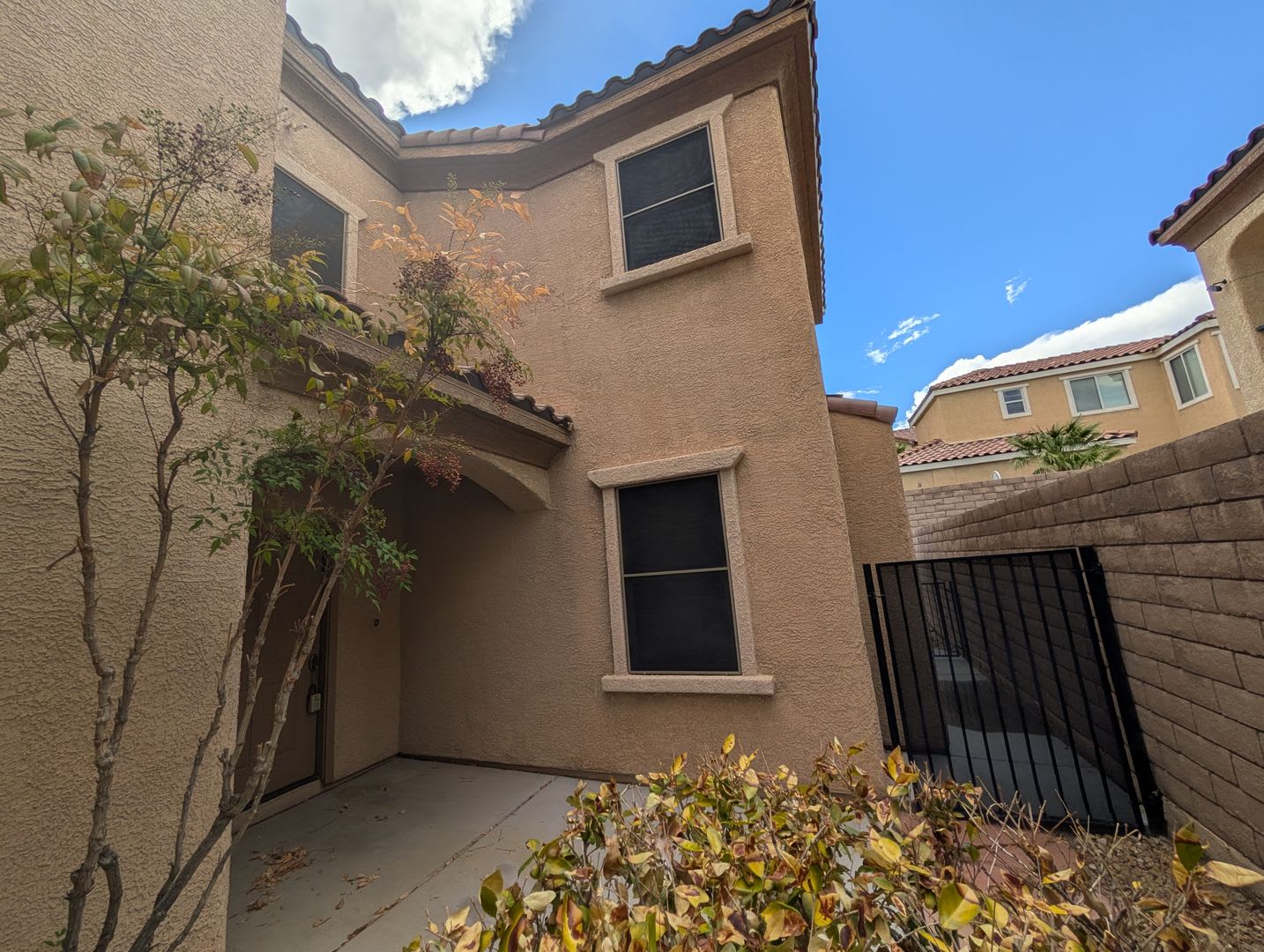 Superior Summerlin 3 Bedroom Home – photo 4