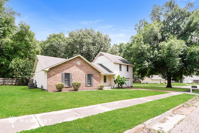 3016 Shade Tree Cove – photo 4