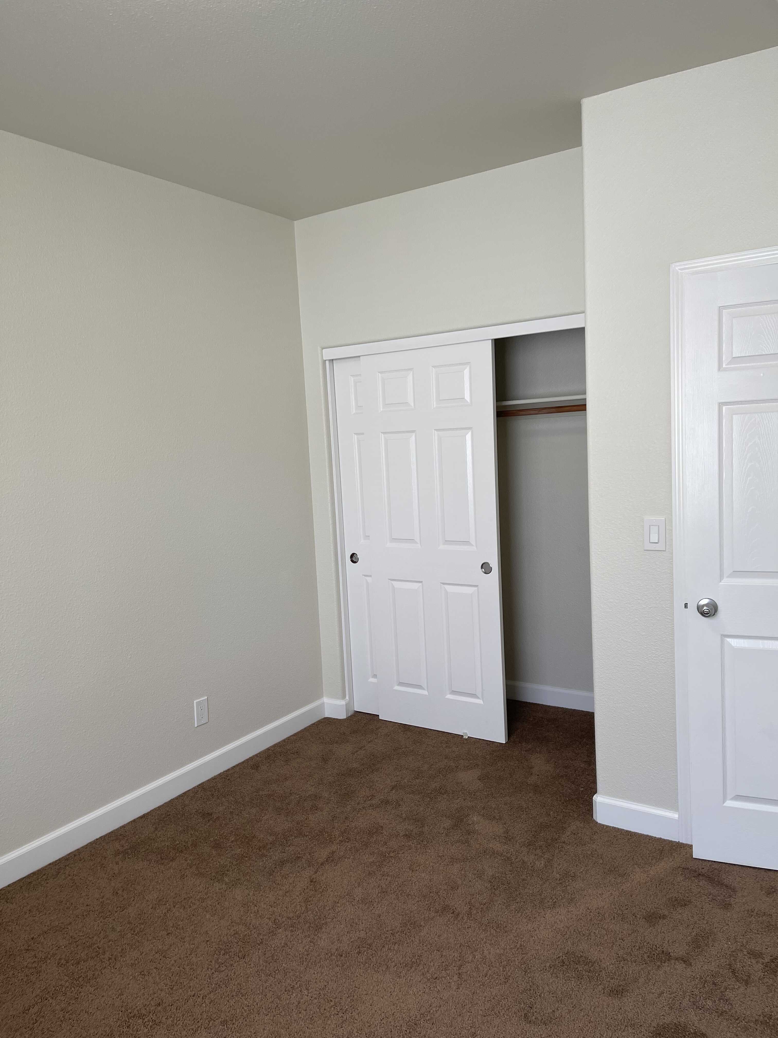 1040 Prospect Avenue – photo 5