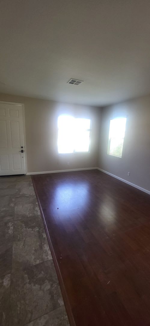 6 Bedroom, 3.5 Bath, 3 Car Garage in Wonderful Menifee Neighborhood – photo 3