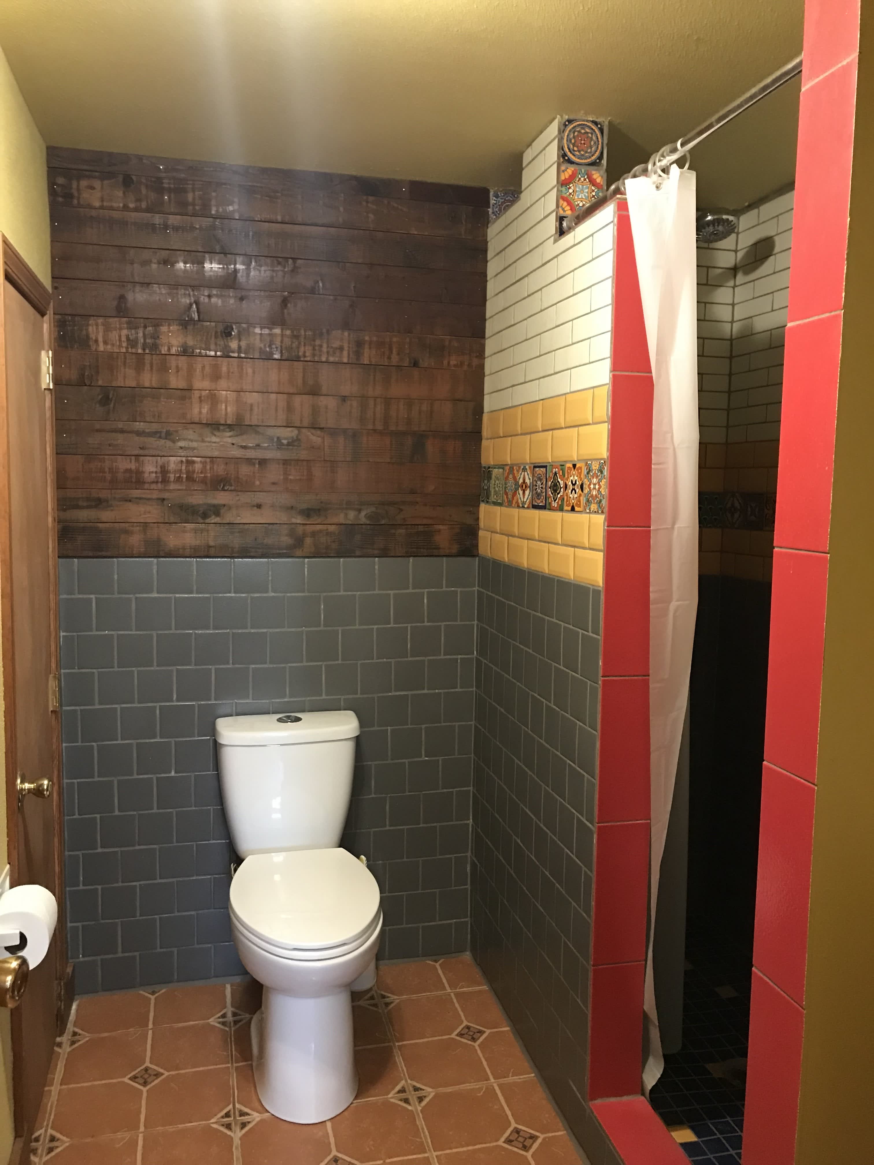 592 N Newport Ave – photo 2
