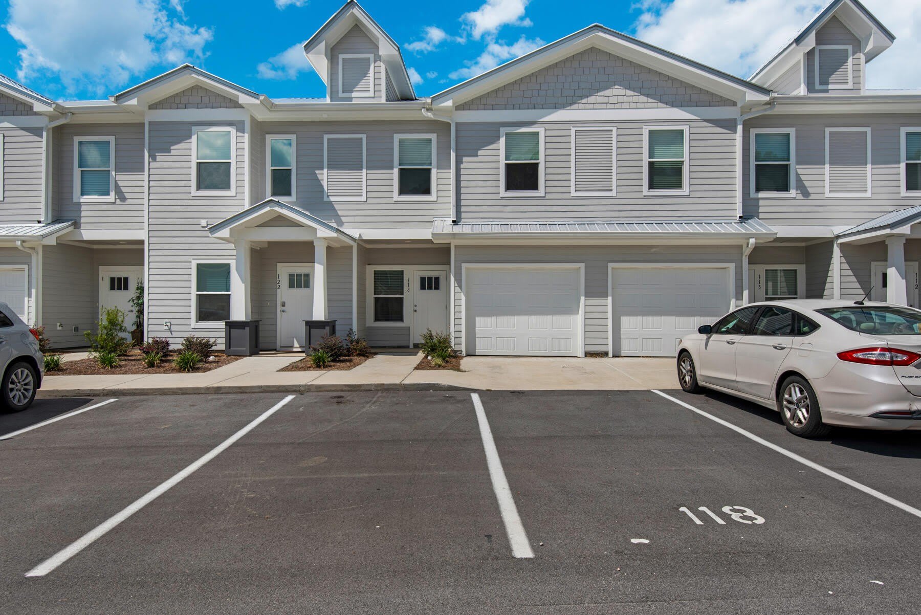 118 Date Palm Lane – photo 1