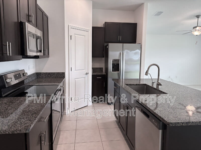 5487 Blue Azure Drive – photo 5