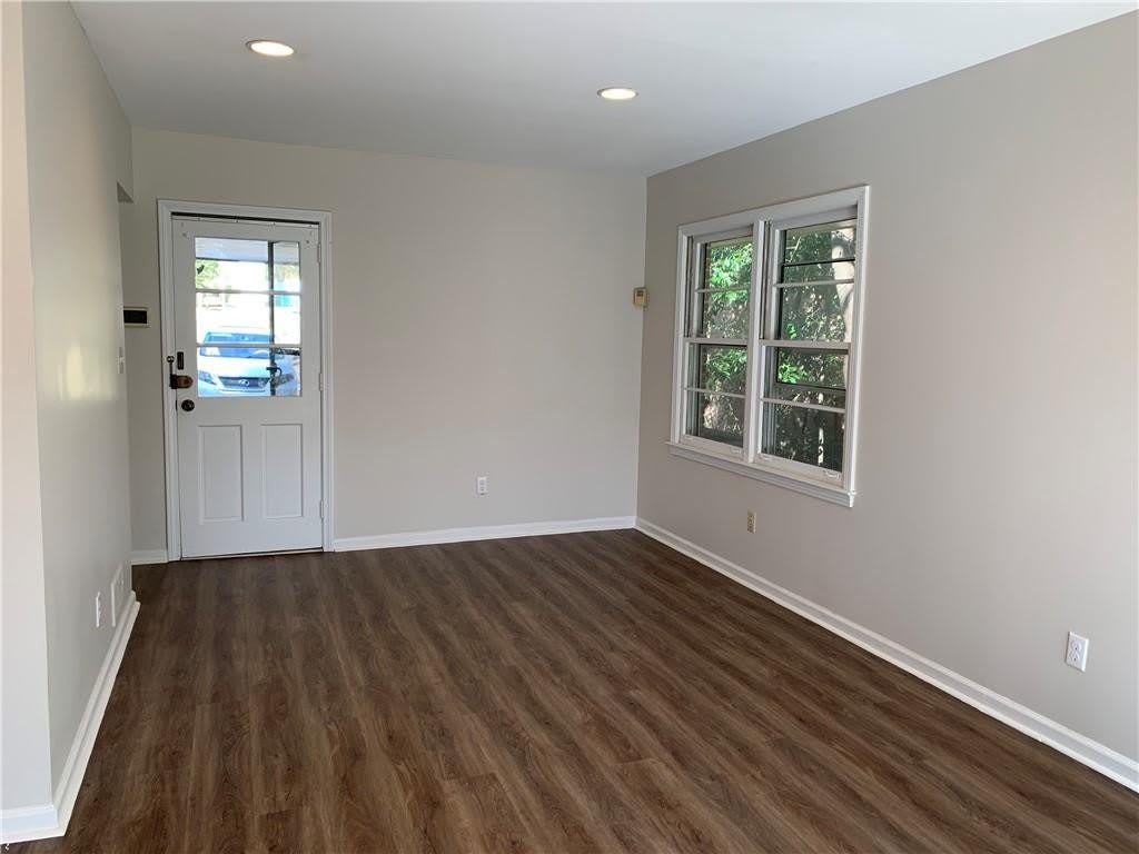 1203 Biltmore Drive Ne – photo 3