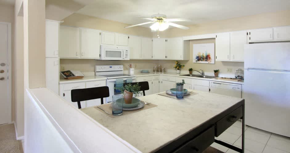 Alpine Village Apartments – photo 4