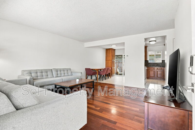 426 Swift Street – photo 2