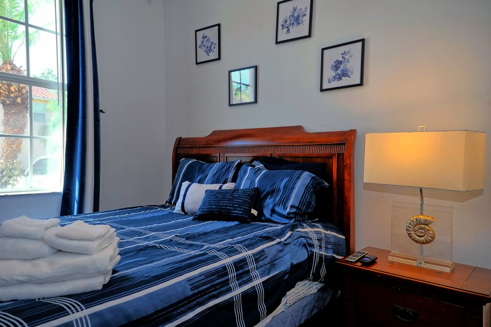 Gorgeous Furnished Townhome Close to Disney Available Now!! – photo 5