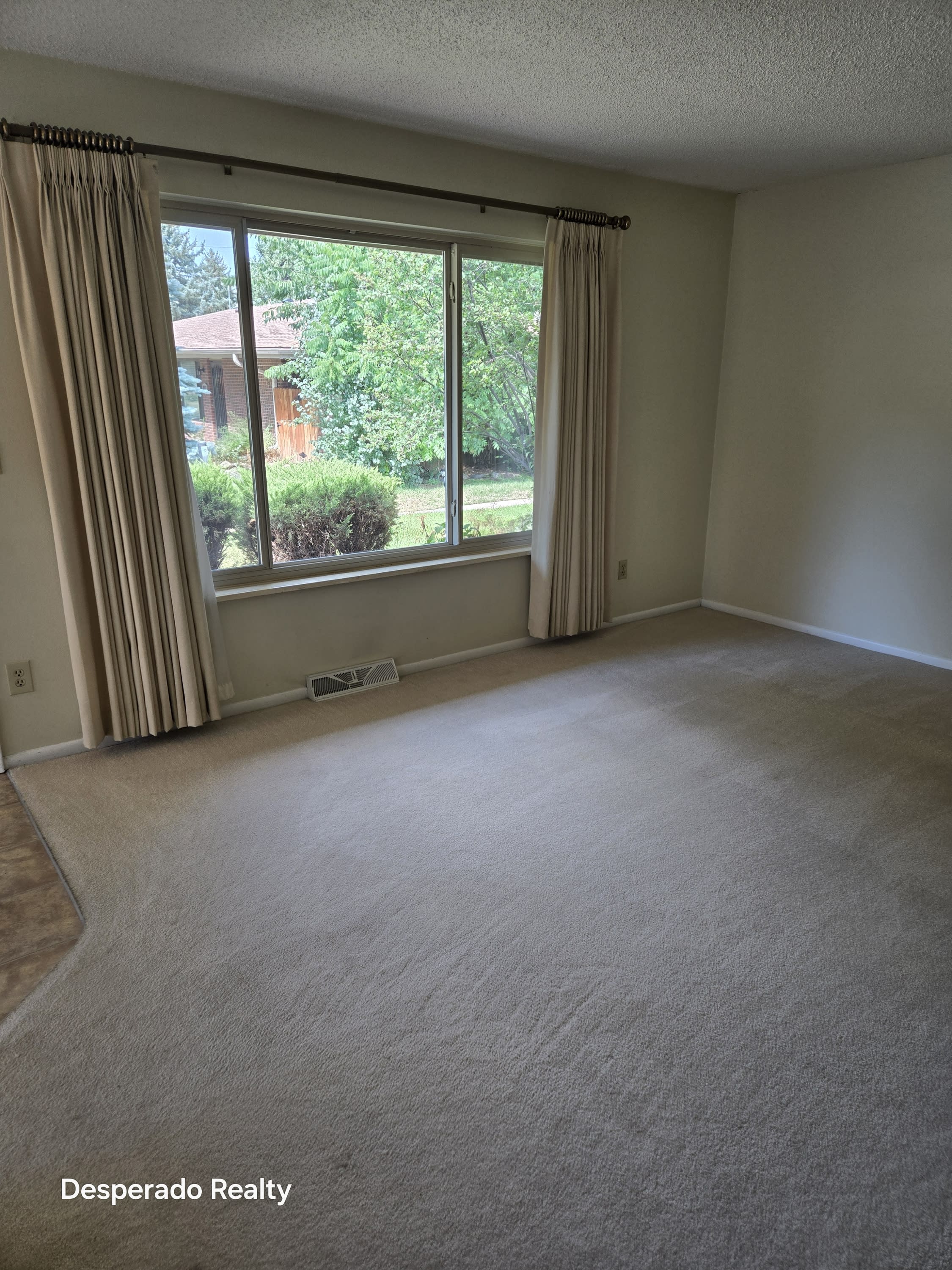 414 East Thunderbird Drive – photo 2