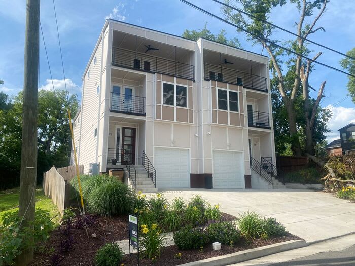 709 Tral Street – photo 1