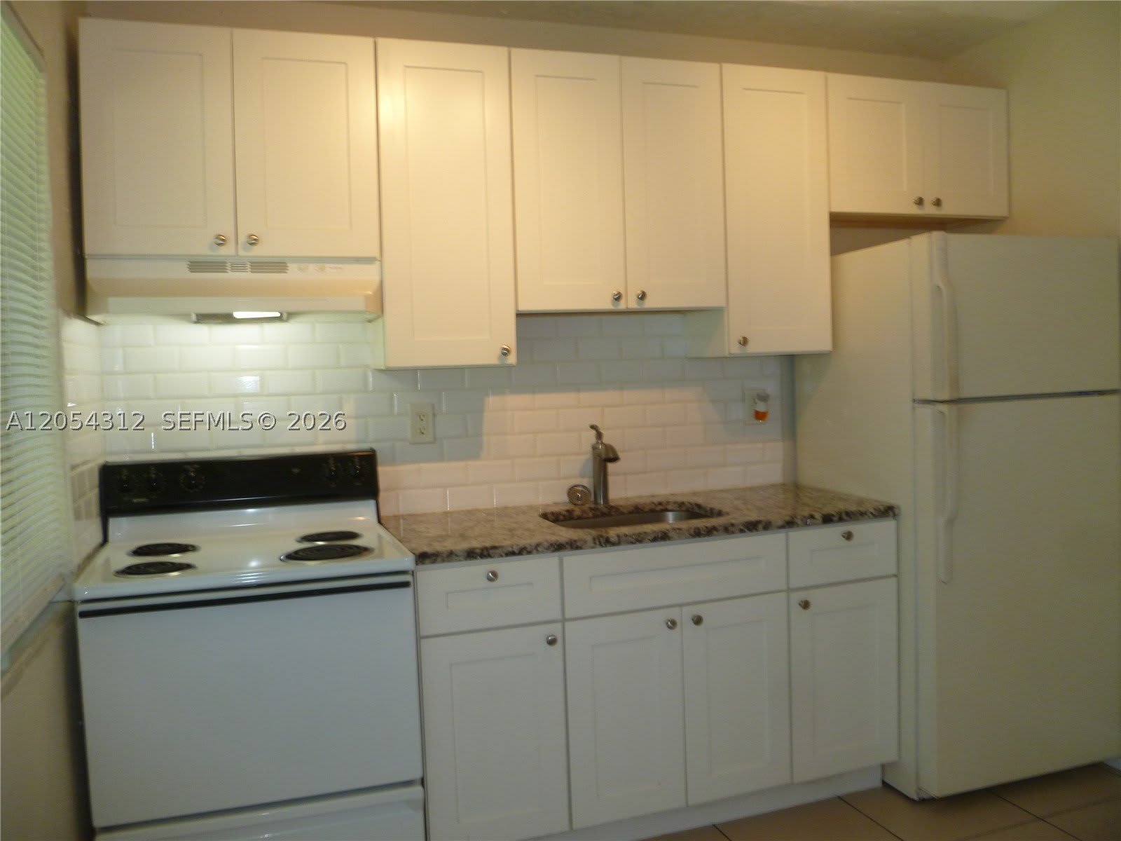 428 NW 21st Ter – photo 4