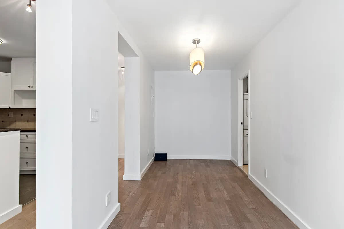 46 E 12th St Apt 19 – photo 2