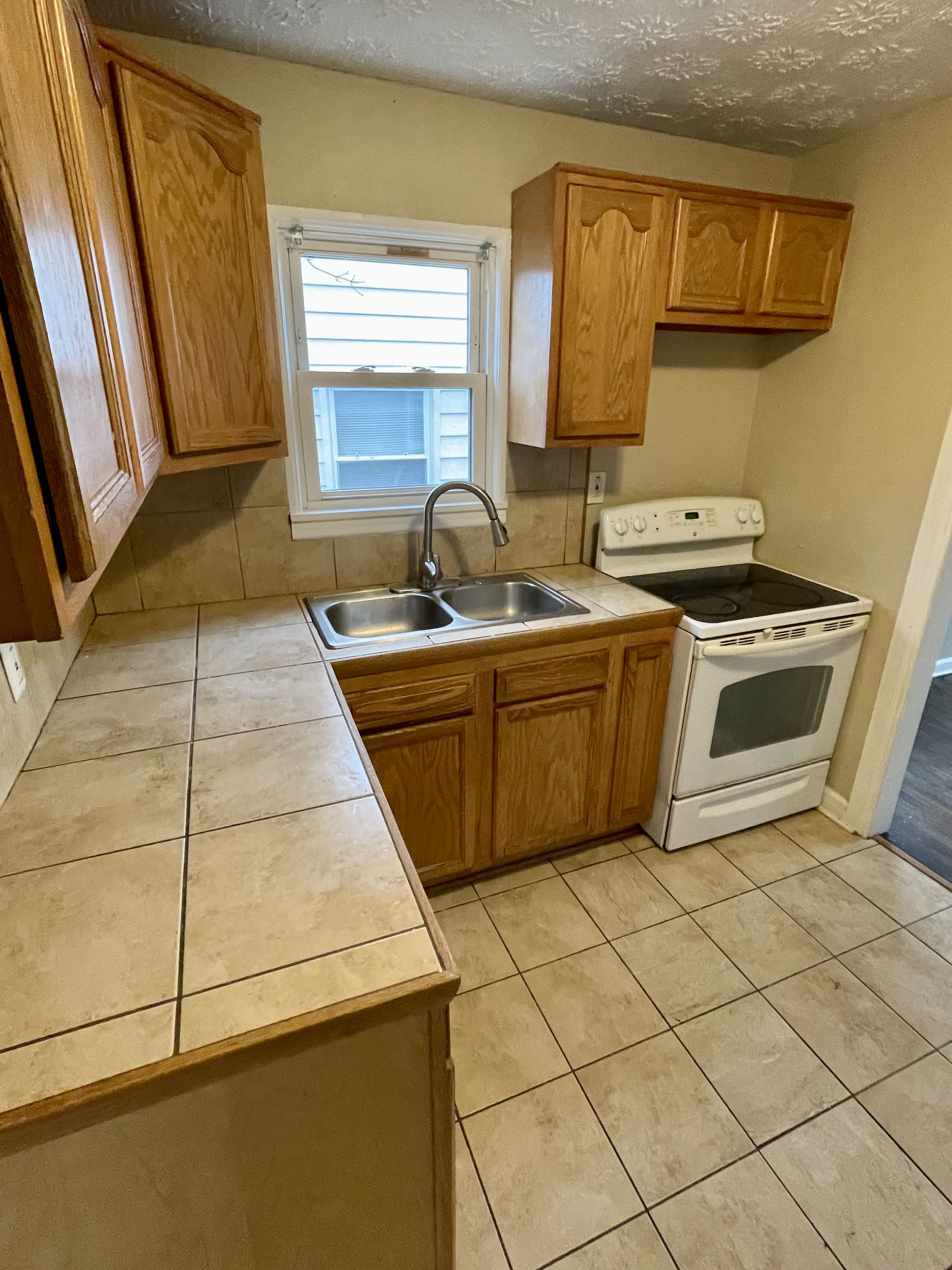5333 Hollywood Ave – photo 5