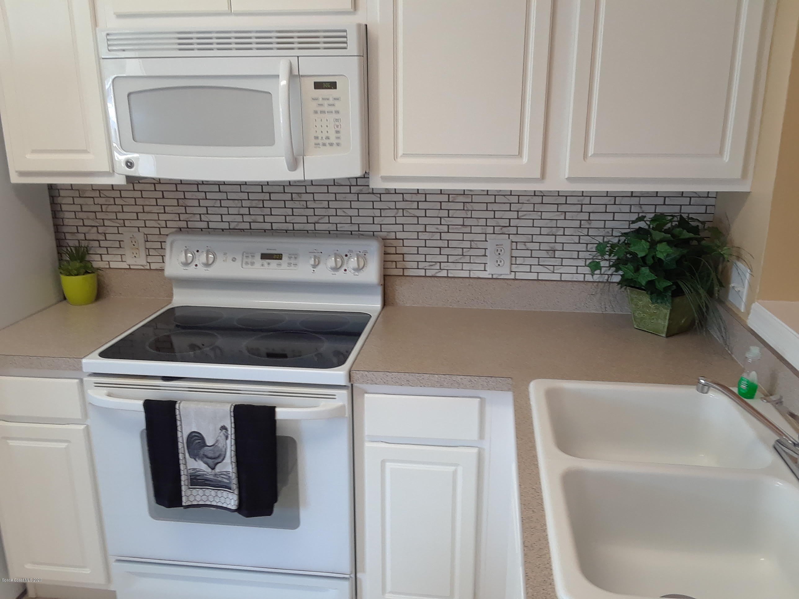 1359 Hampton Park Lane – photo 3