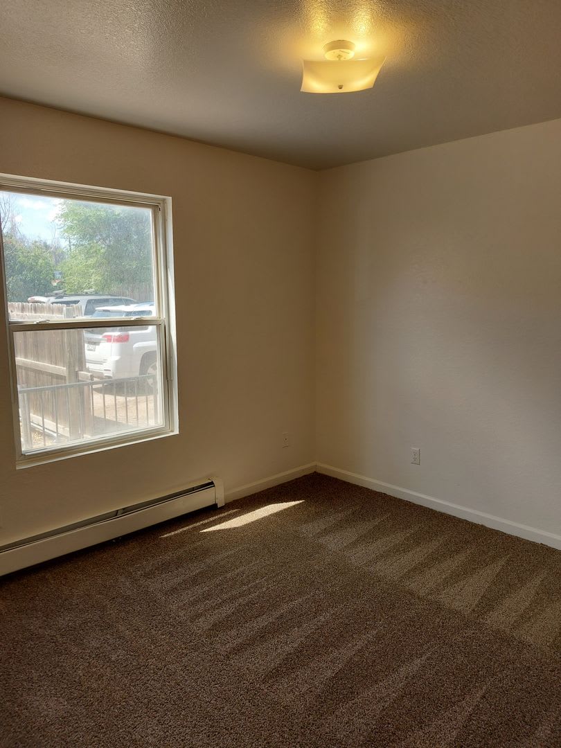 Four Bedroom Near UNC – photo 4