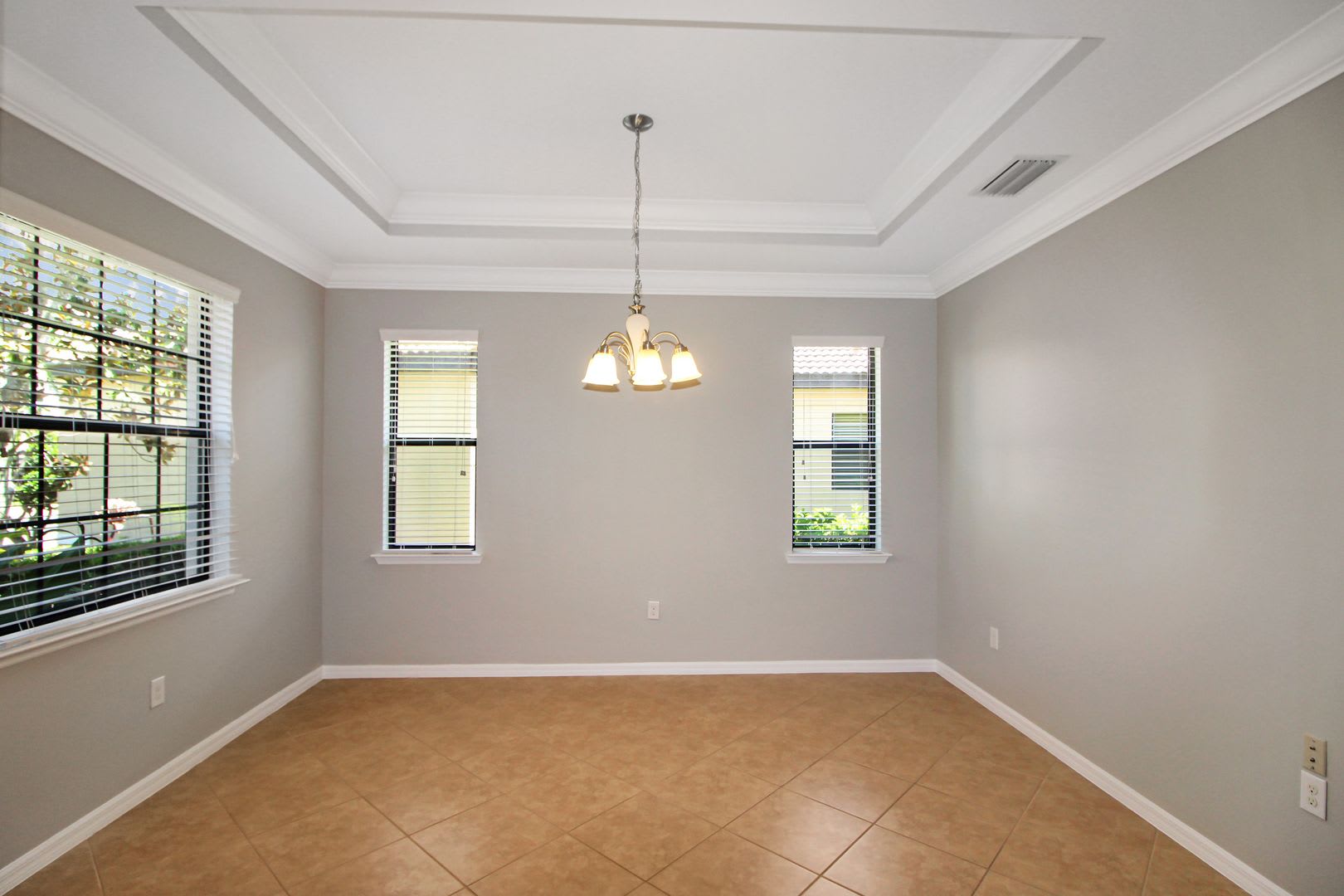 Willow Chase Annual Pool Home for Rent – photo 3