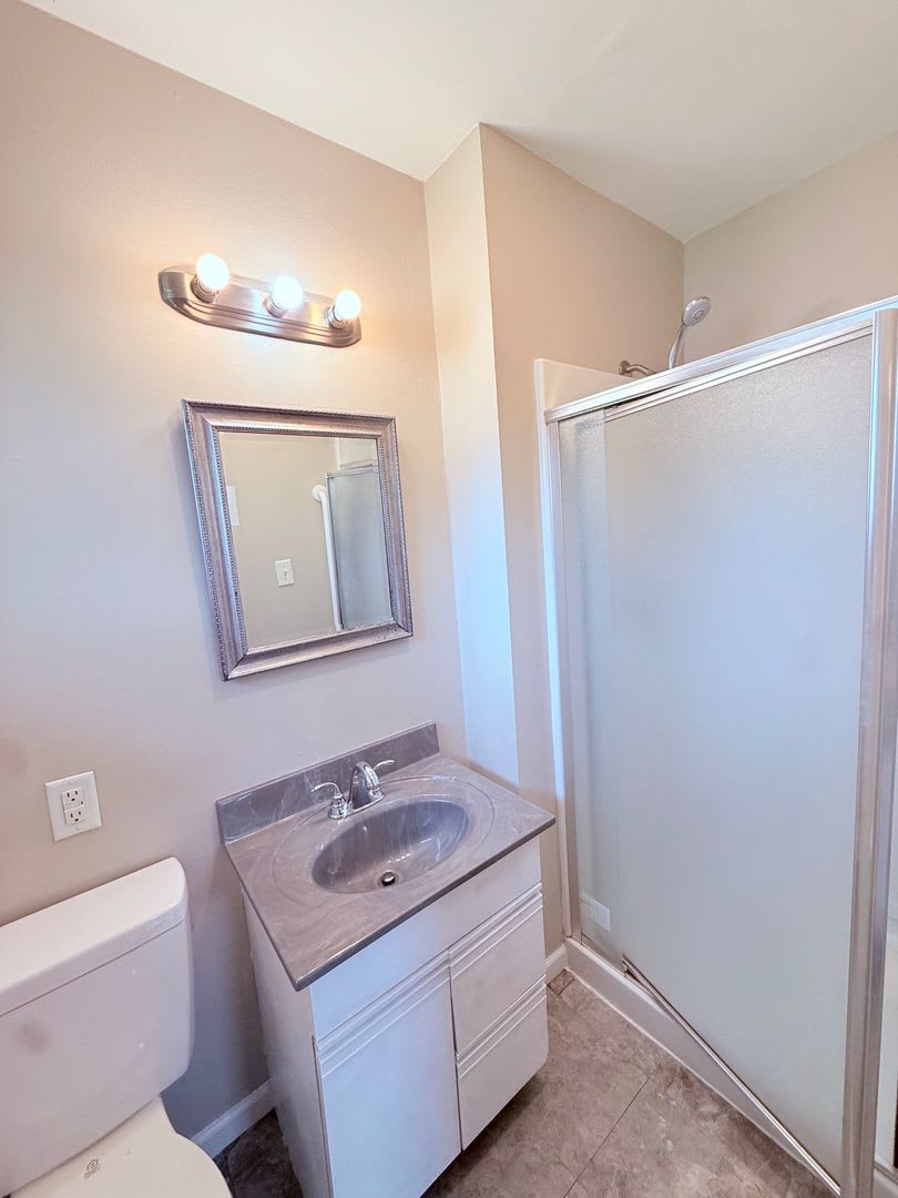 Newly Remodeled 4 Bedroom Home In Lee S Summit – photo 5