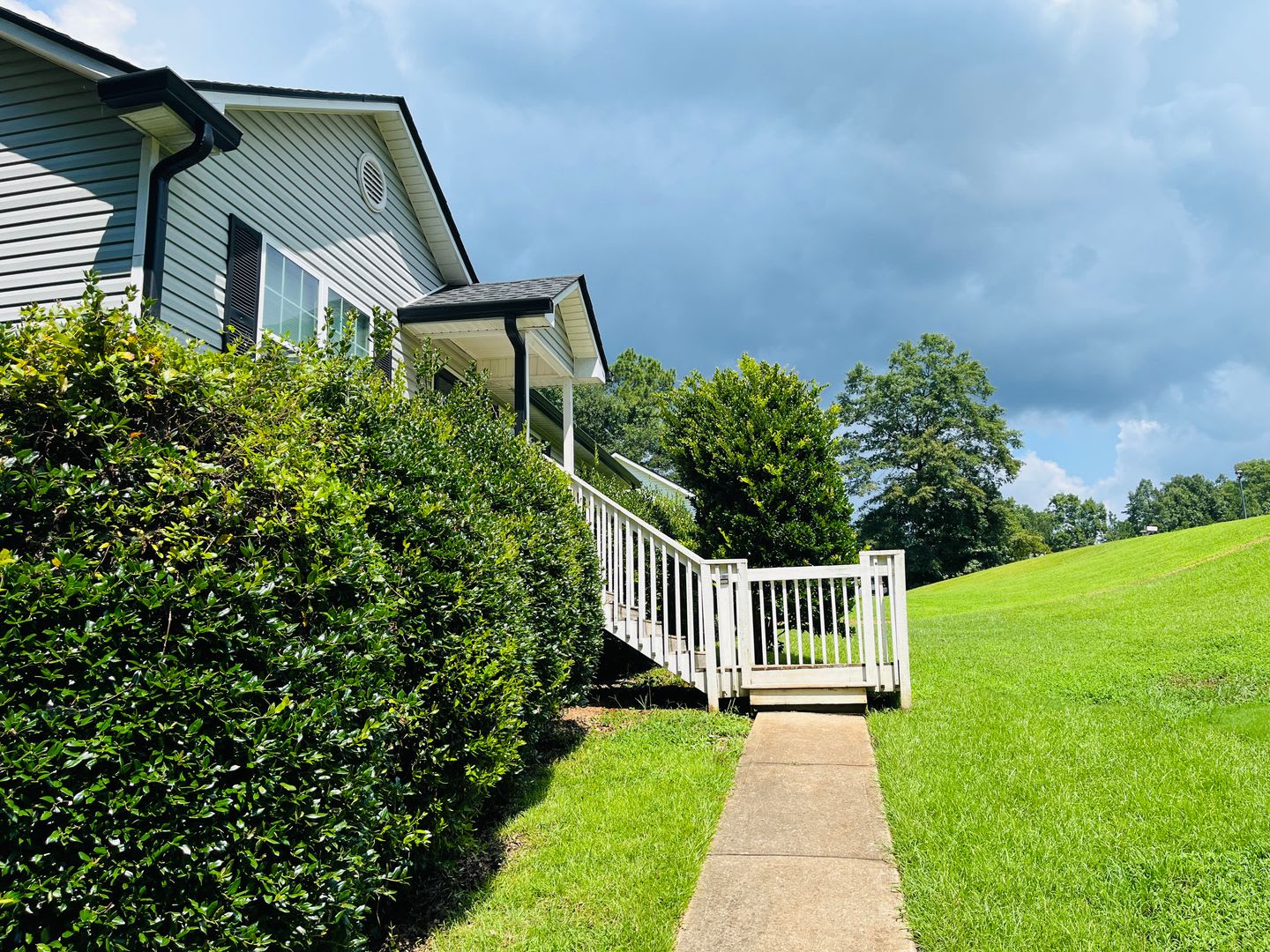 WOW! Newly renovated 4 bedroom, 3 bathroom home in Newnan! Must See – photo 3