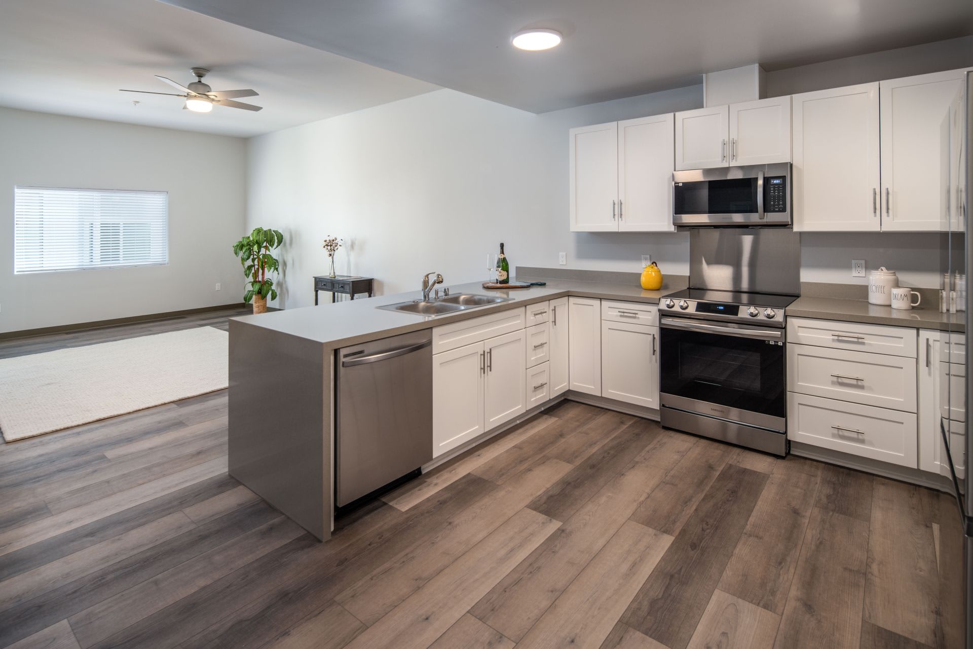 Village Place Apartments – photo 5