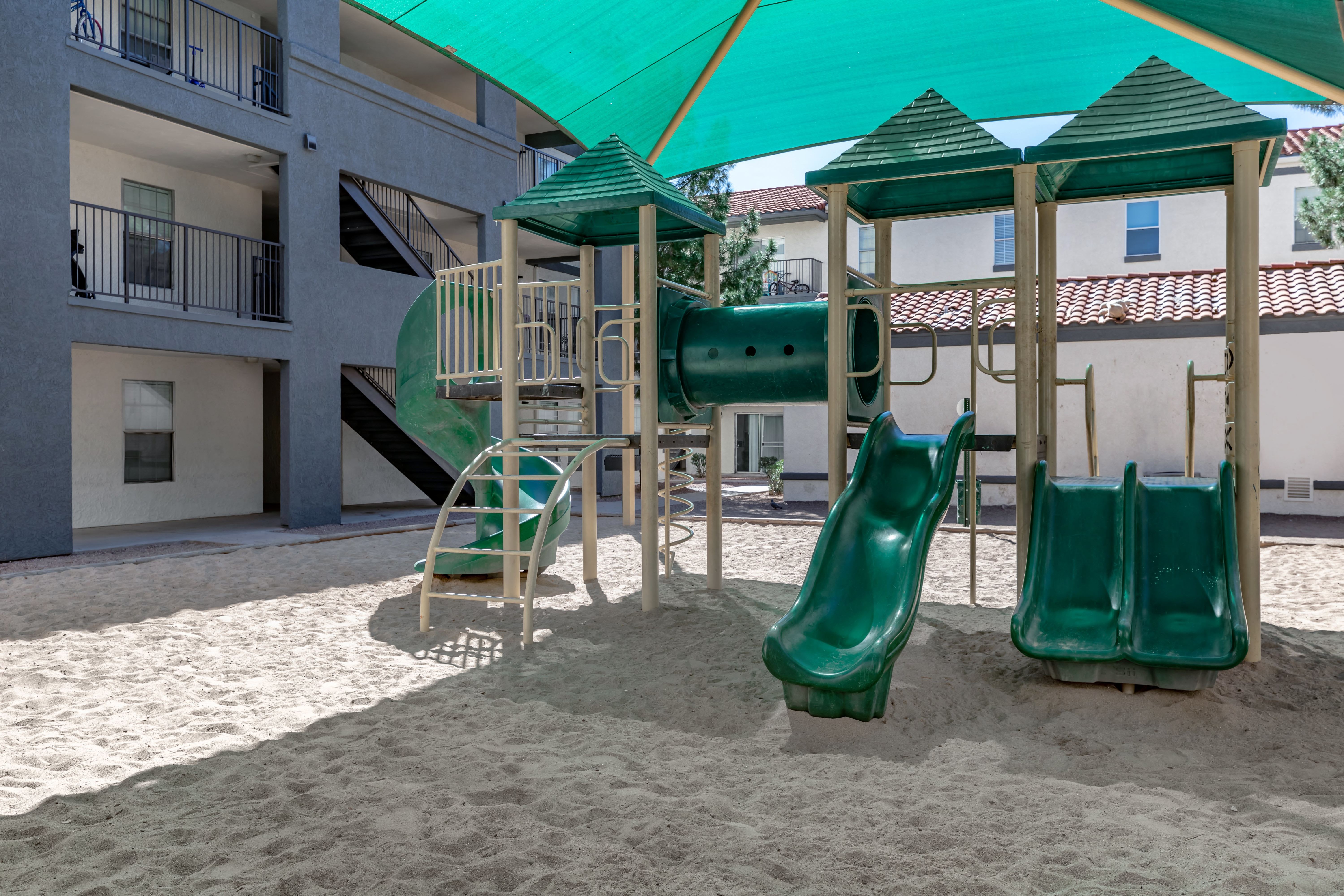 Sunflower Apartments – photo 5