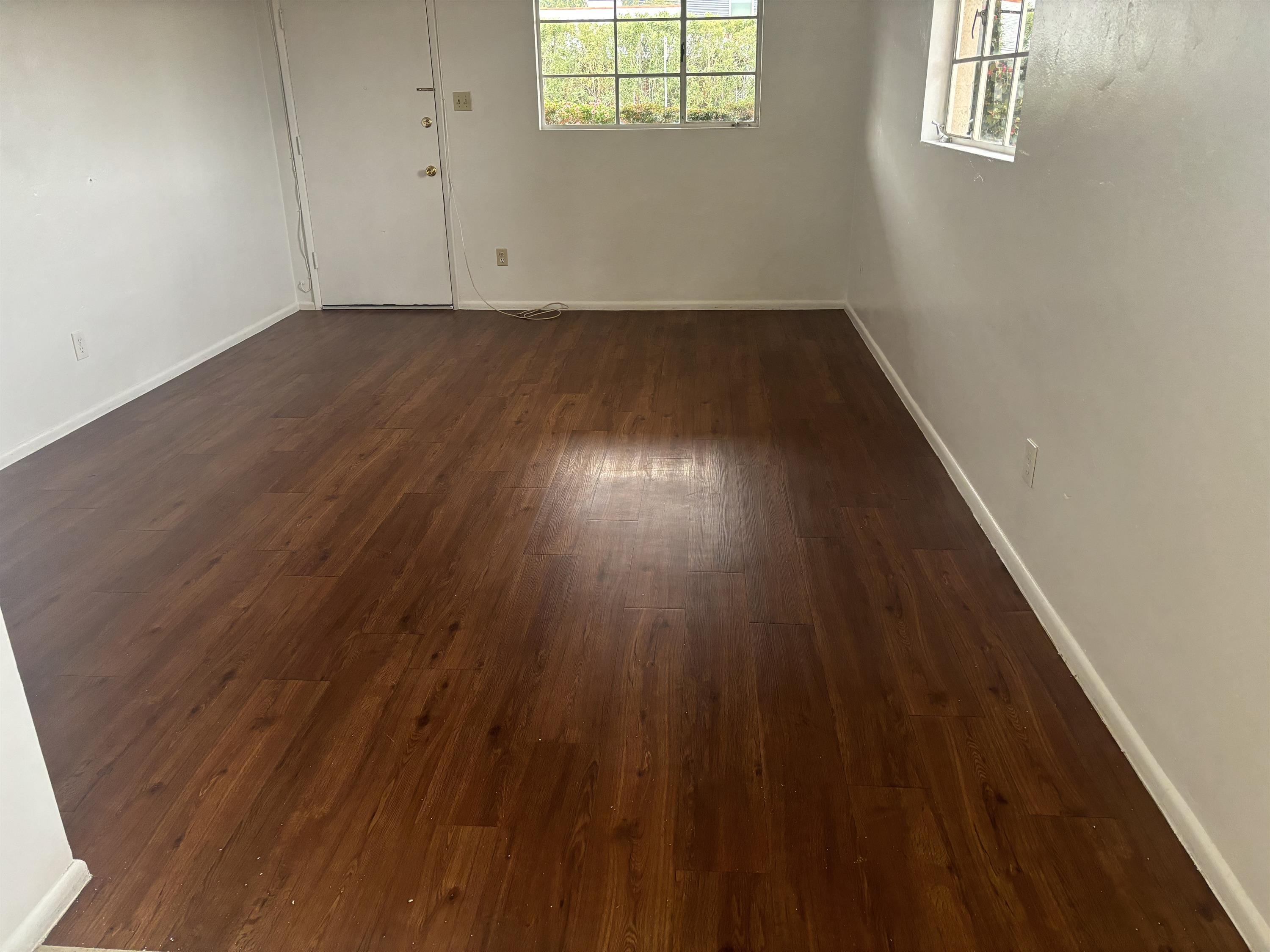 2618 East Turney Avenue- 4 – photo 5
