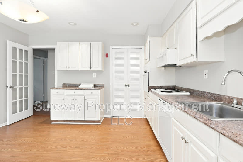 17 Farragut Court – photo 4