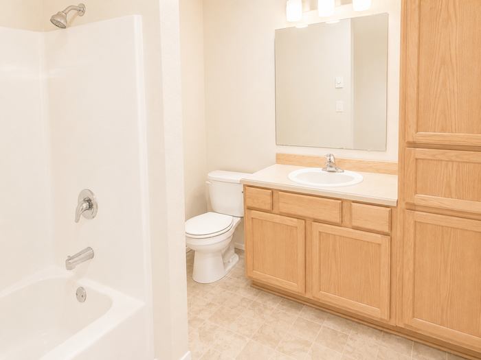 1118 West Wakefield Street – photo 3