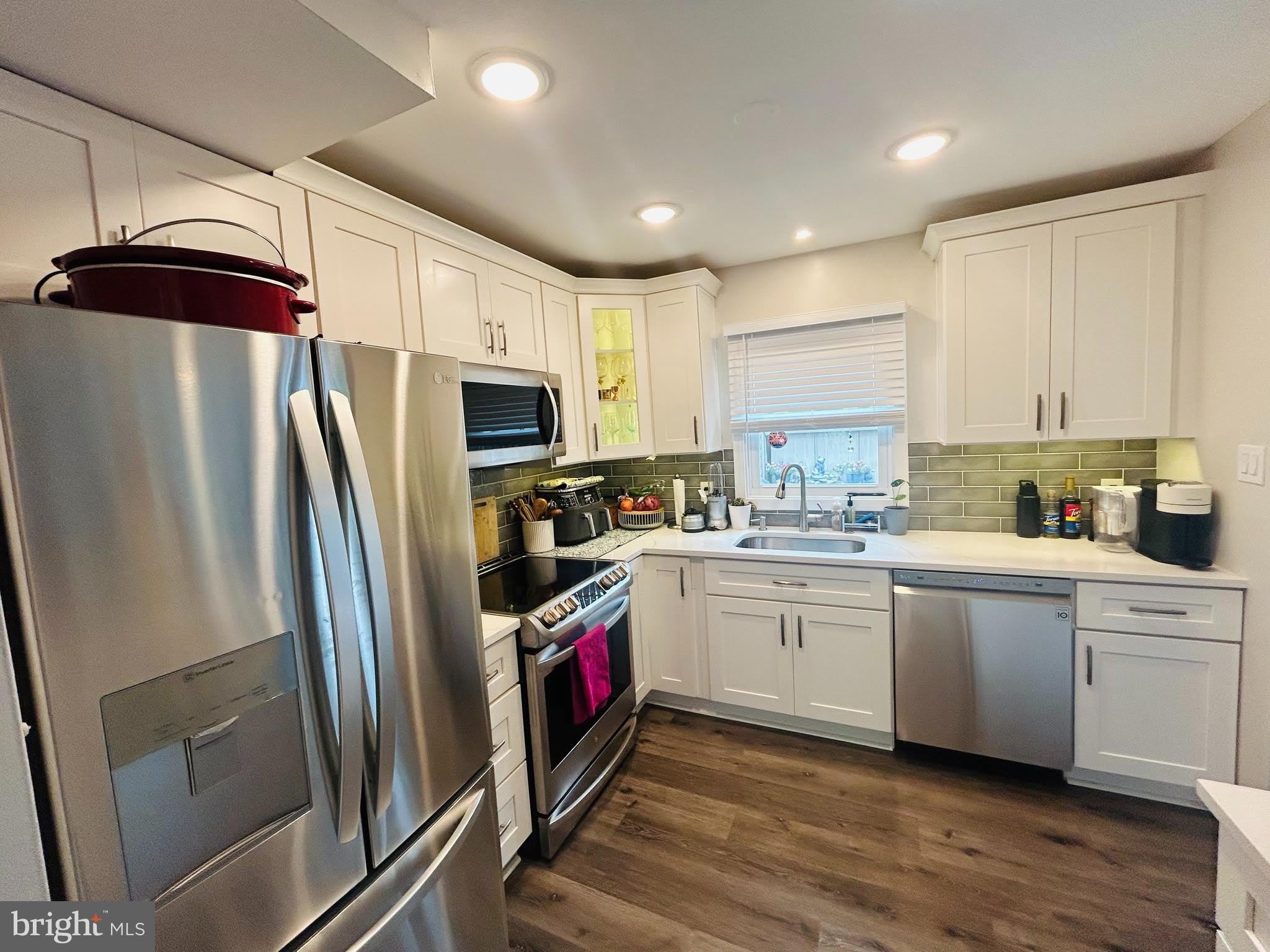 7735 MATISSE Way – photo 3