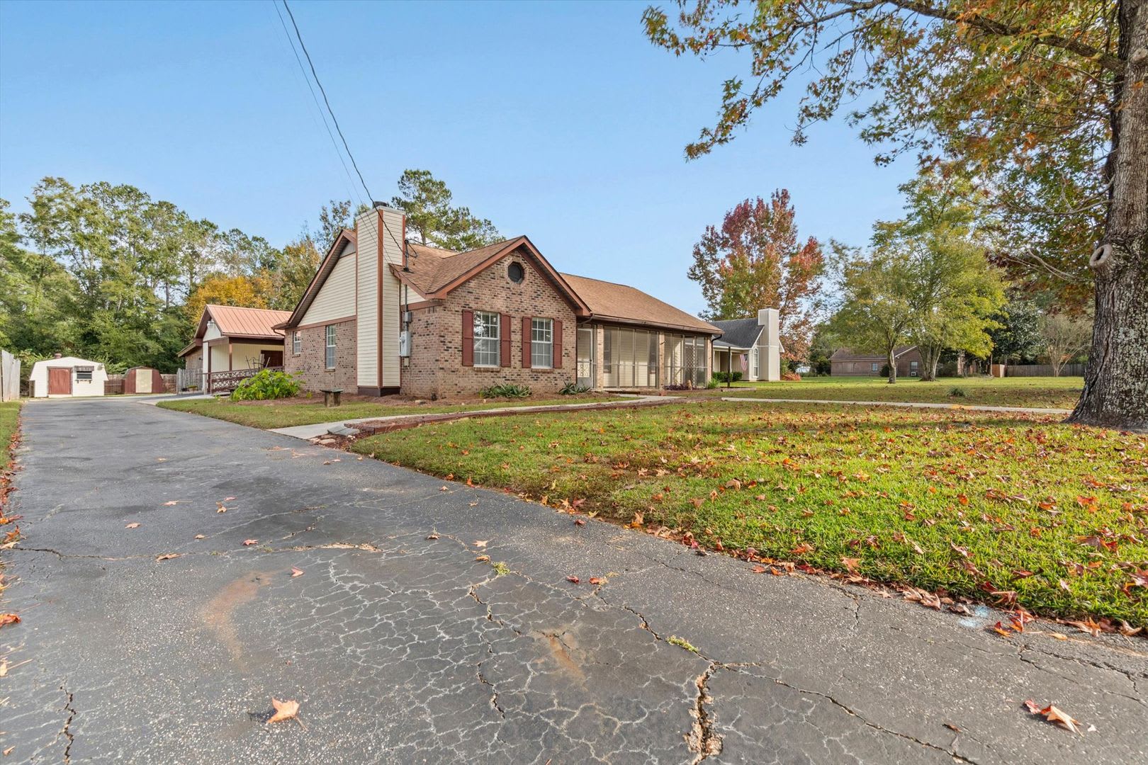 Charming Fairhope Home for Rent – Convenient Location & Great Outdoor Space! – photo 3