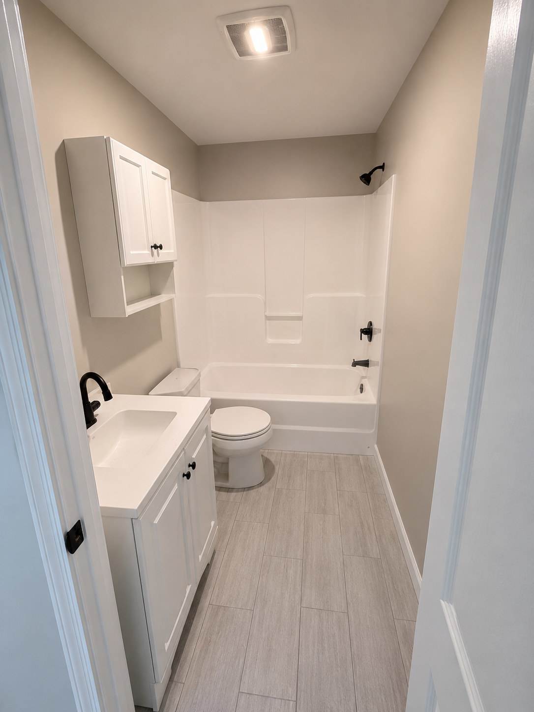 351 Montaup Street – photo 4
