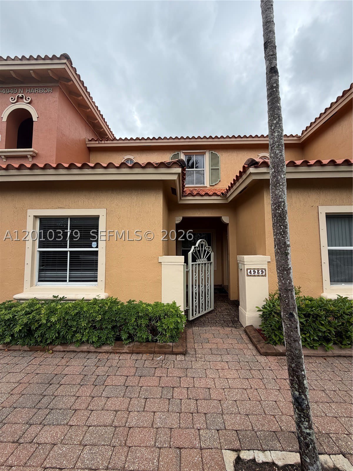 4939 N Harbor Isles Dr – photo 1