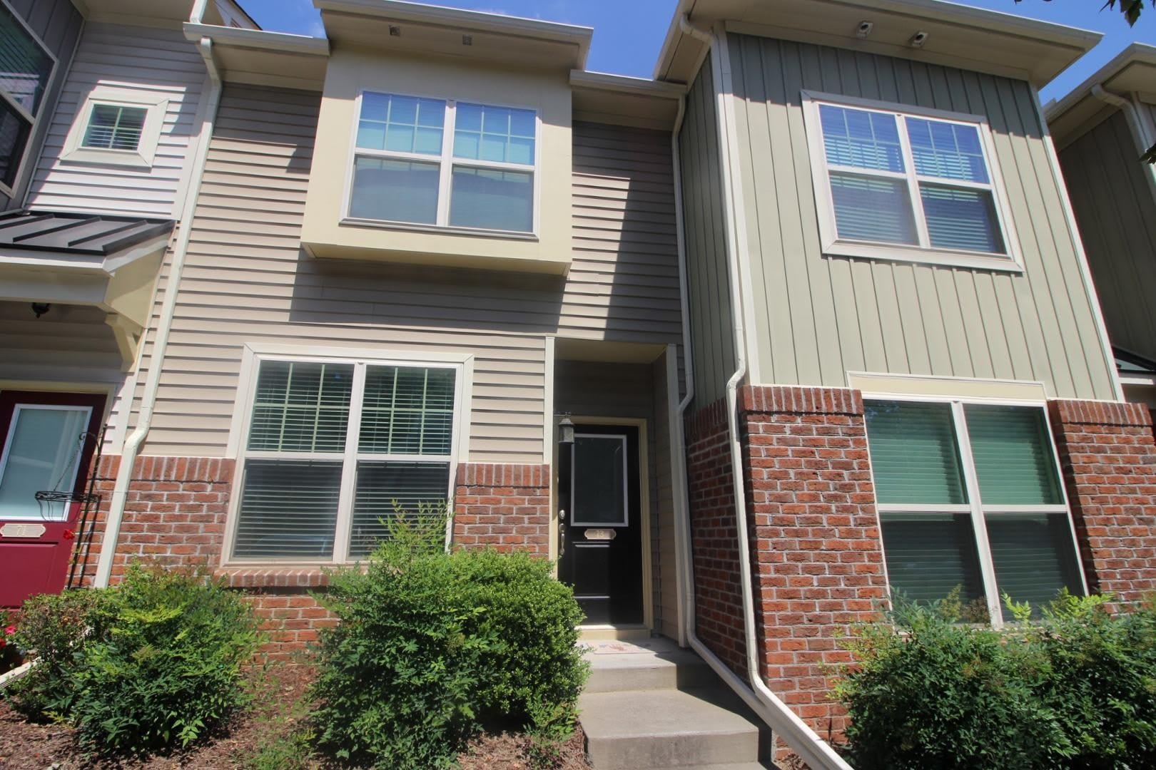 73 Pocono Drive – photo 1