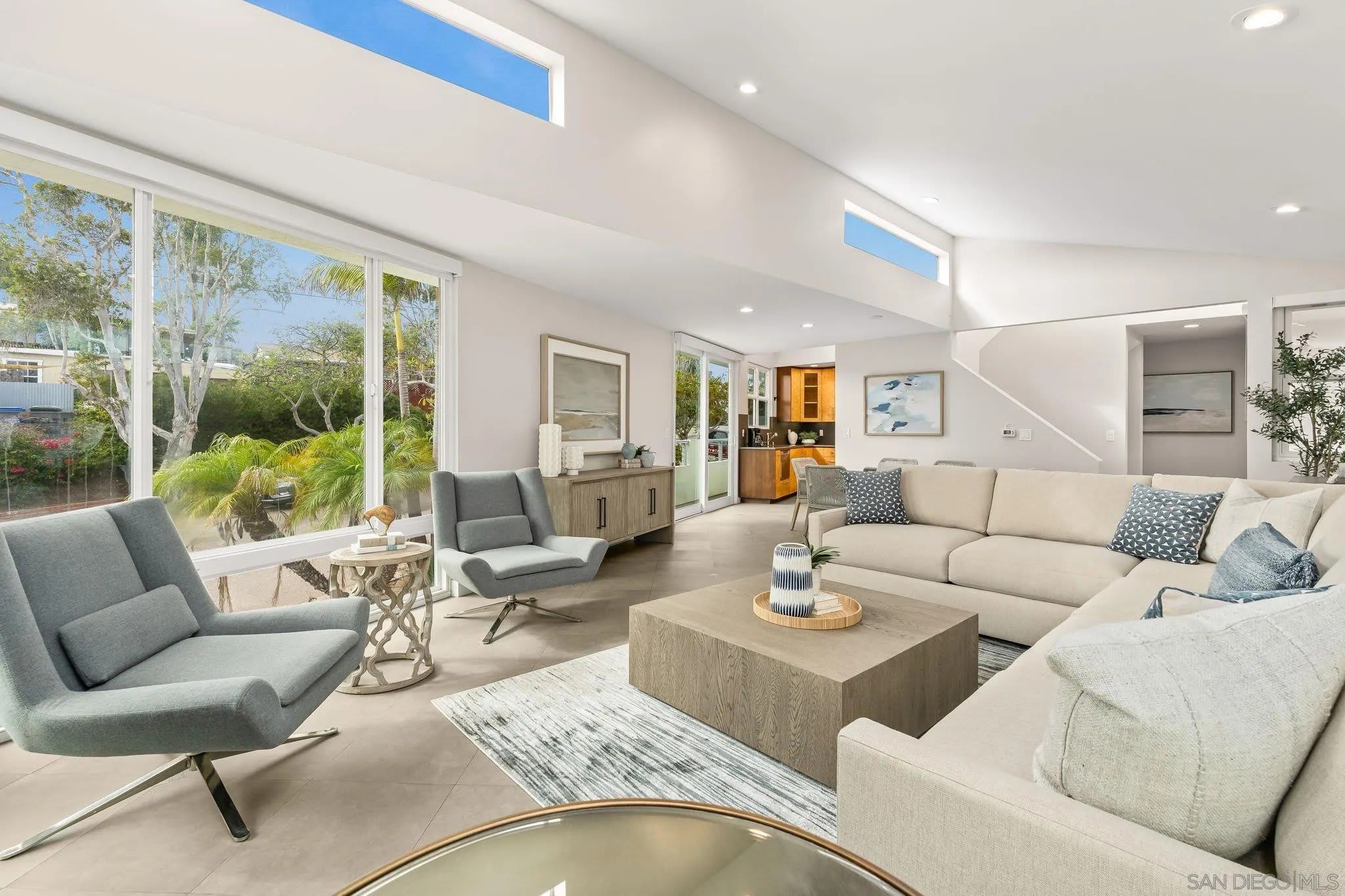 438 La Mesa Ave – photo 2