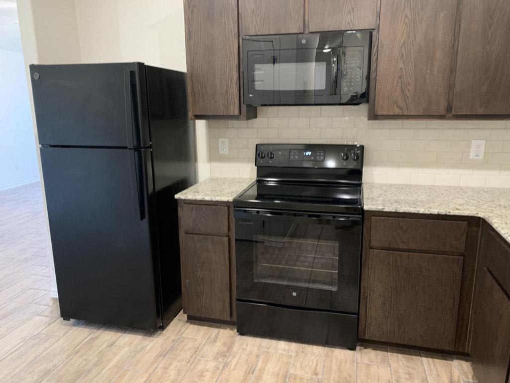 2421 Alterman Drive – photo 5