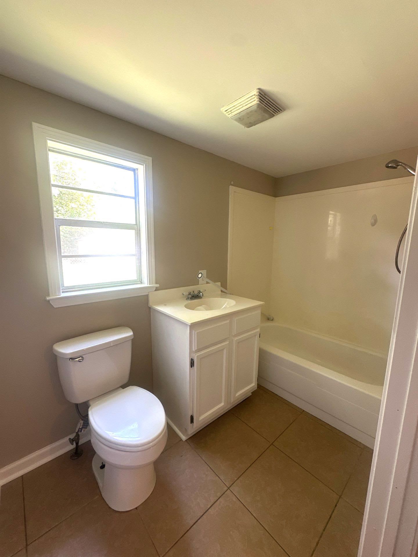64 Brick Avenue Munford – photo 4