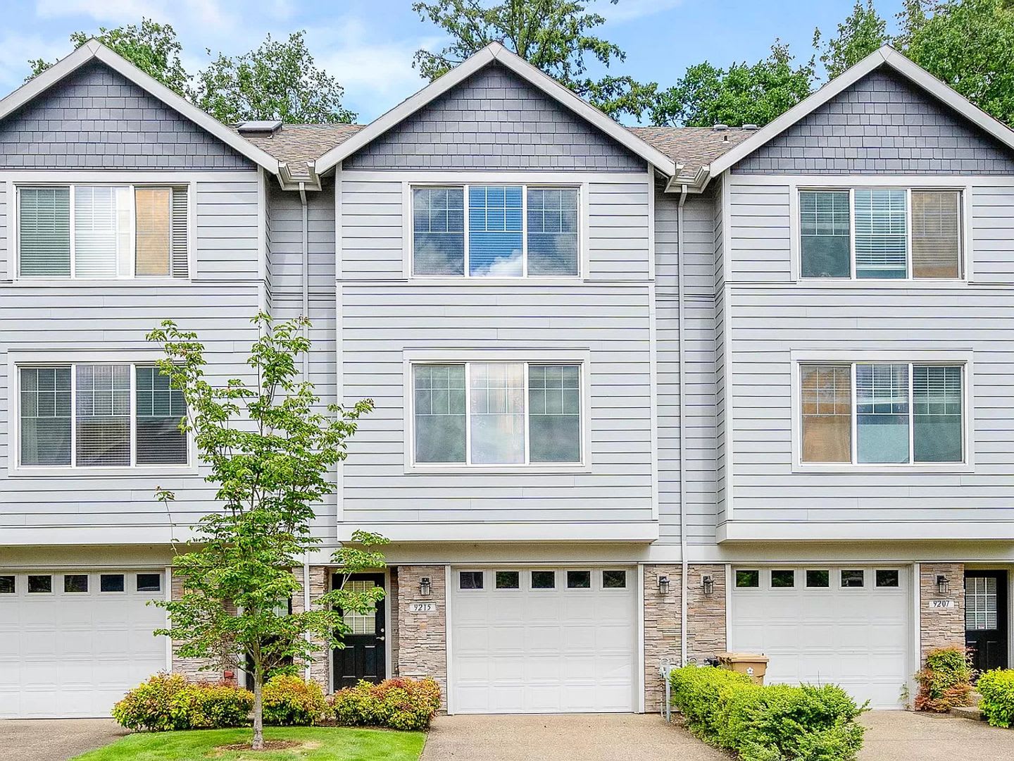 9215 SW Sweek Drive – photo 1
