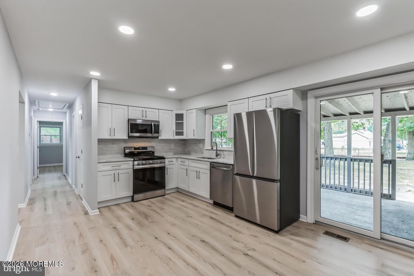 13 Broadway Street – photo 2