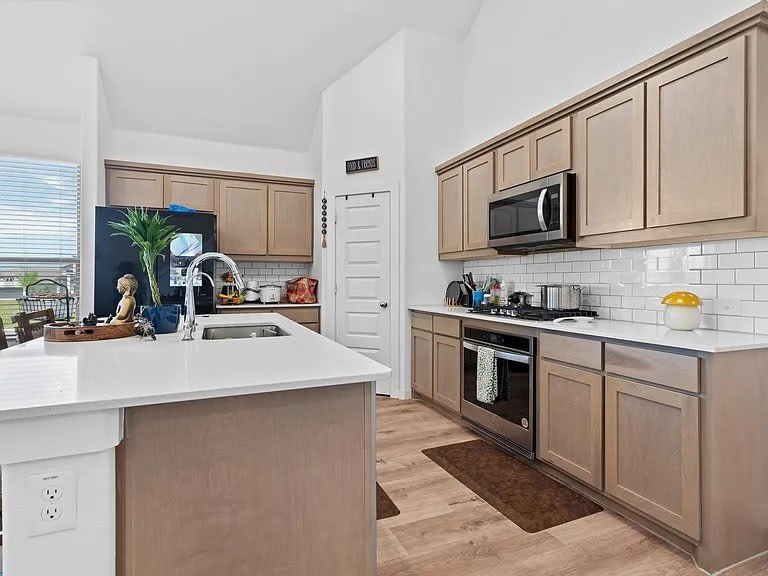 4922 Pebblewood Drive – photo 3