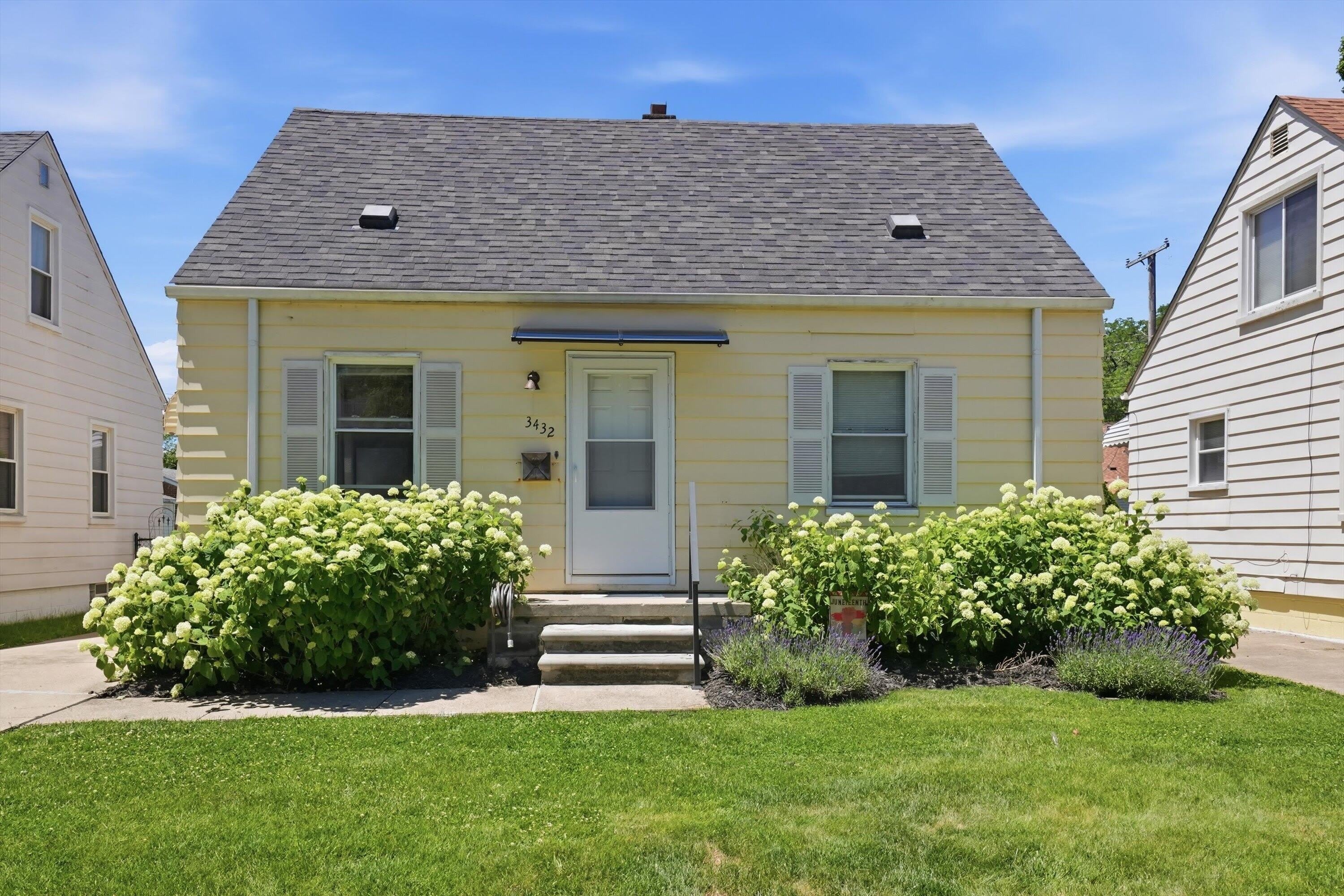 3432 Woodside Street – photo 2