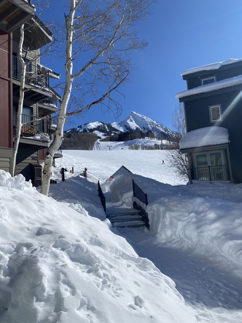 Amazing Slope Side Location – photo 1