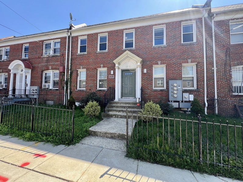 1353 Adams Street Northeast – photo 1