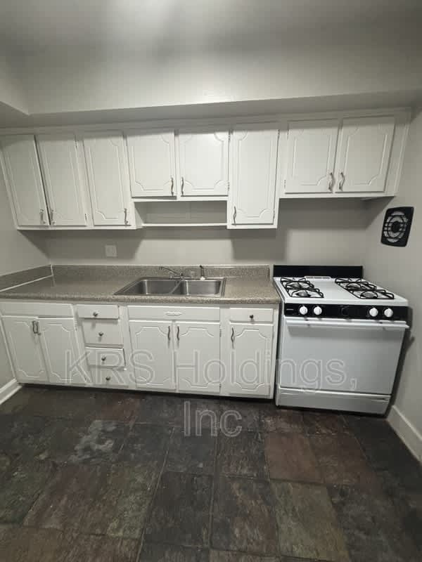 2758 Goolsby Ave – photo 5