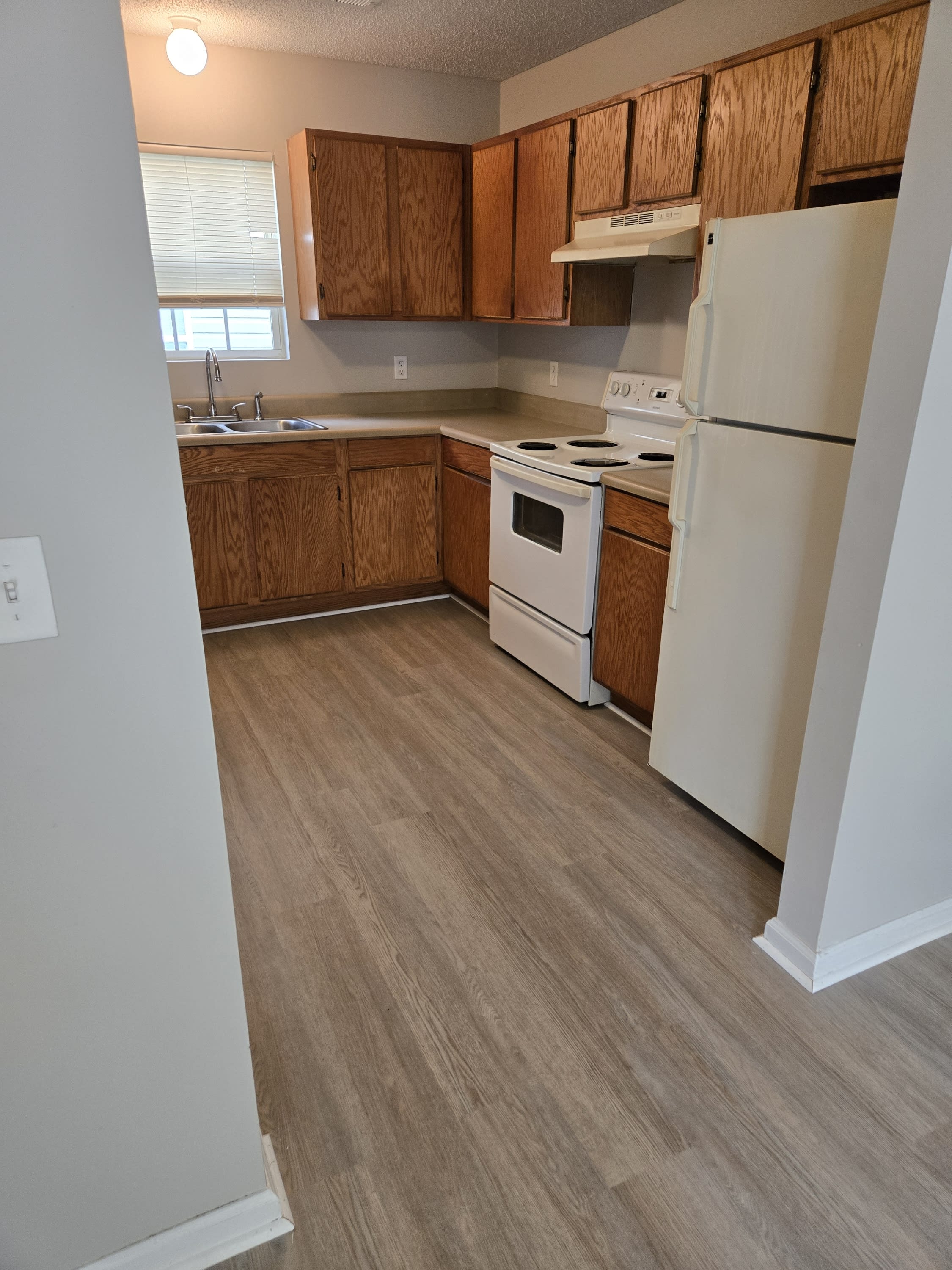 812 Royal St Unit B – photo 4