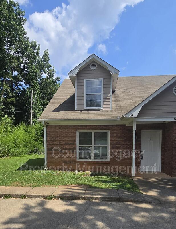 700 Rosehip Ln – photo 1