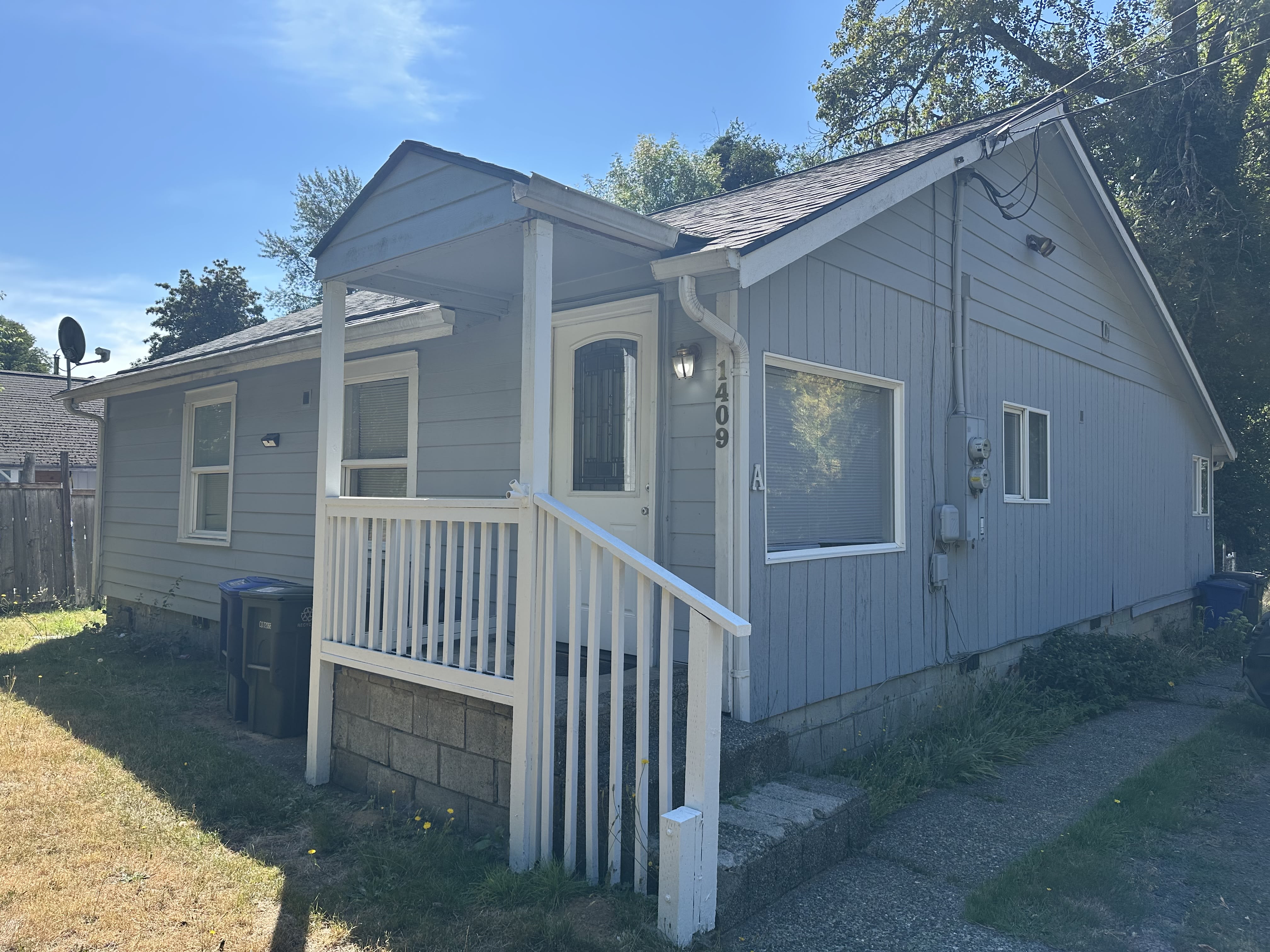 1409 W Railroad Ave Unit A – photo 1