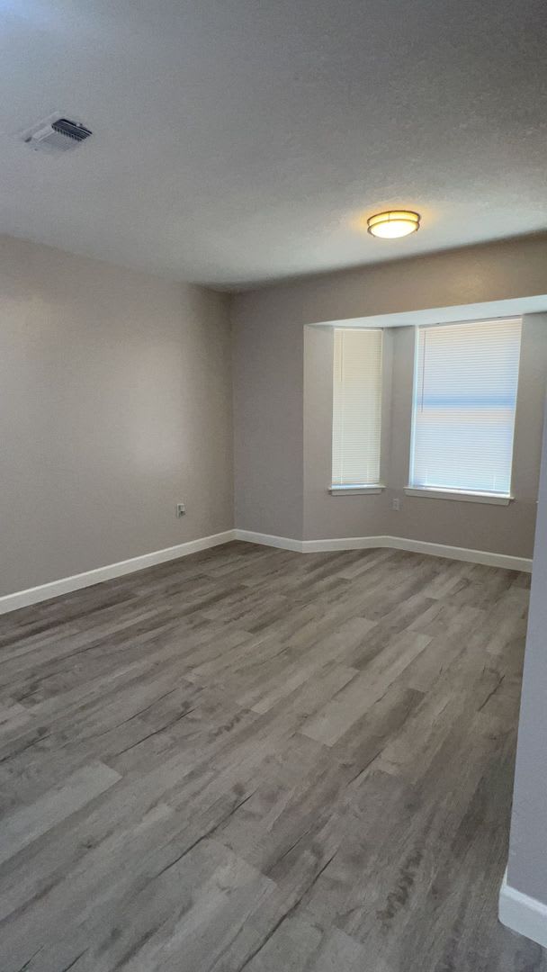 August 2026 Rent free! – photo 4