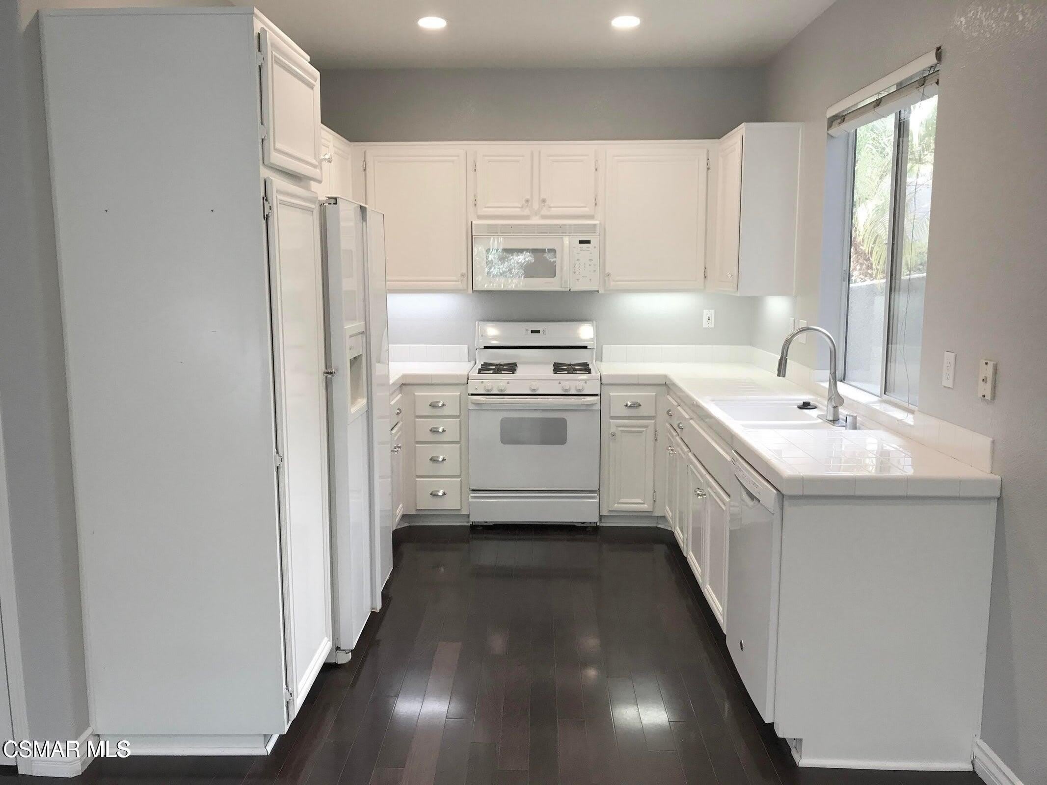 5569 Sienna Way – photo 2